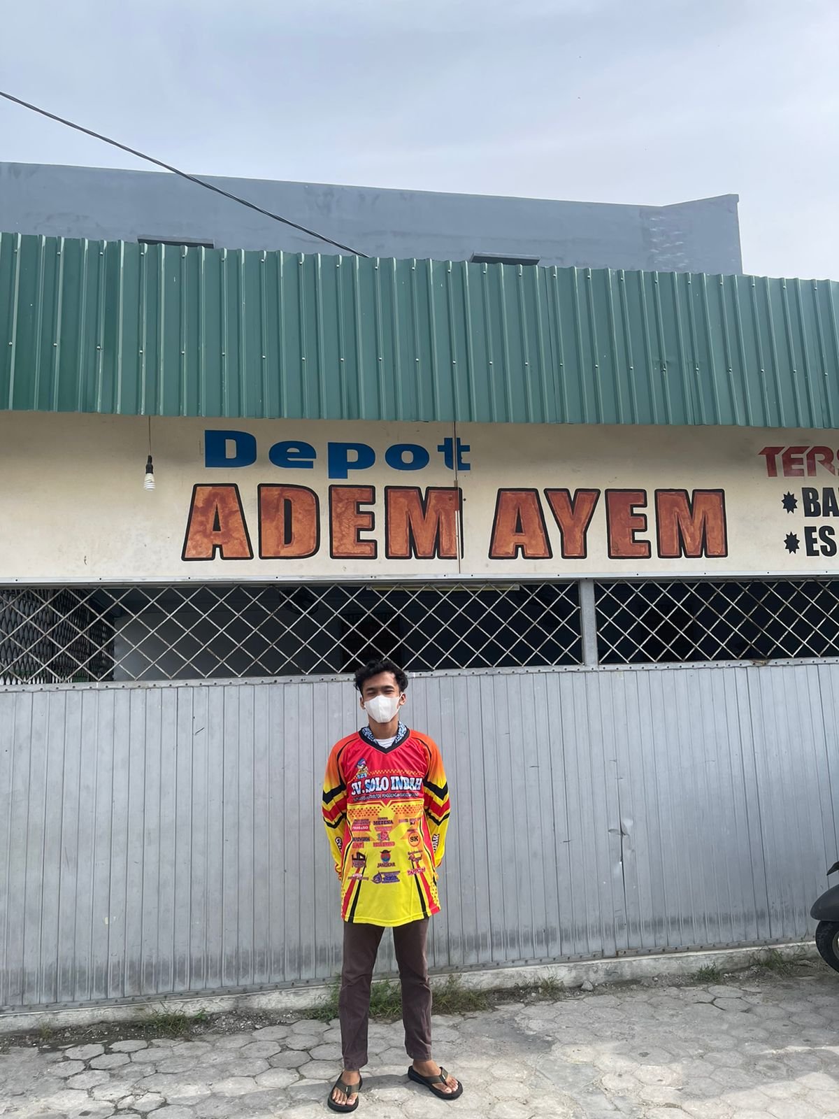 H. HADI SUPRIADI (ADEM AYEM) - CV. Solo Indah H. HADI SUPRIADI (ADEM AYEM) - CV. Solo Indah