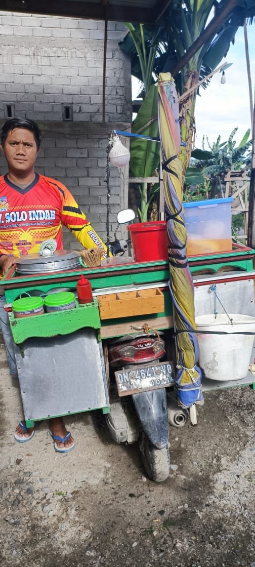 MUH. AINUR ROFIK BUDI - CV. Solo Indah MUH. AINUR ROFIK BUDI - CV. Solo Indah