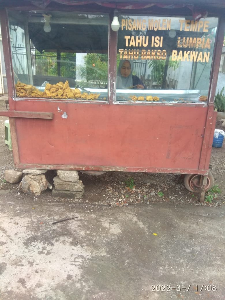 SUNDARI (GORENGAN TAHU BAKSO) - CV. Solo Indah SUNDARI (GORENGAN TAHU BAKSO) - CV. Solo Indah